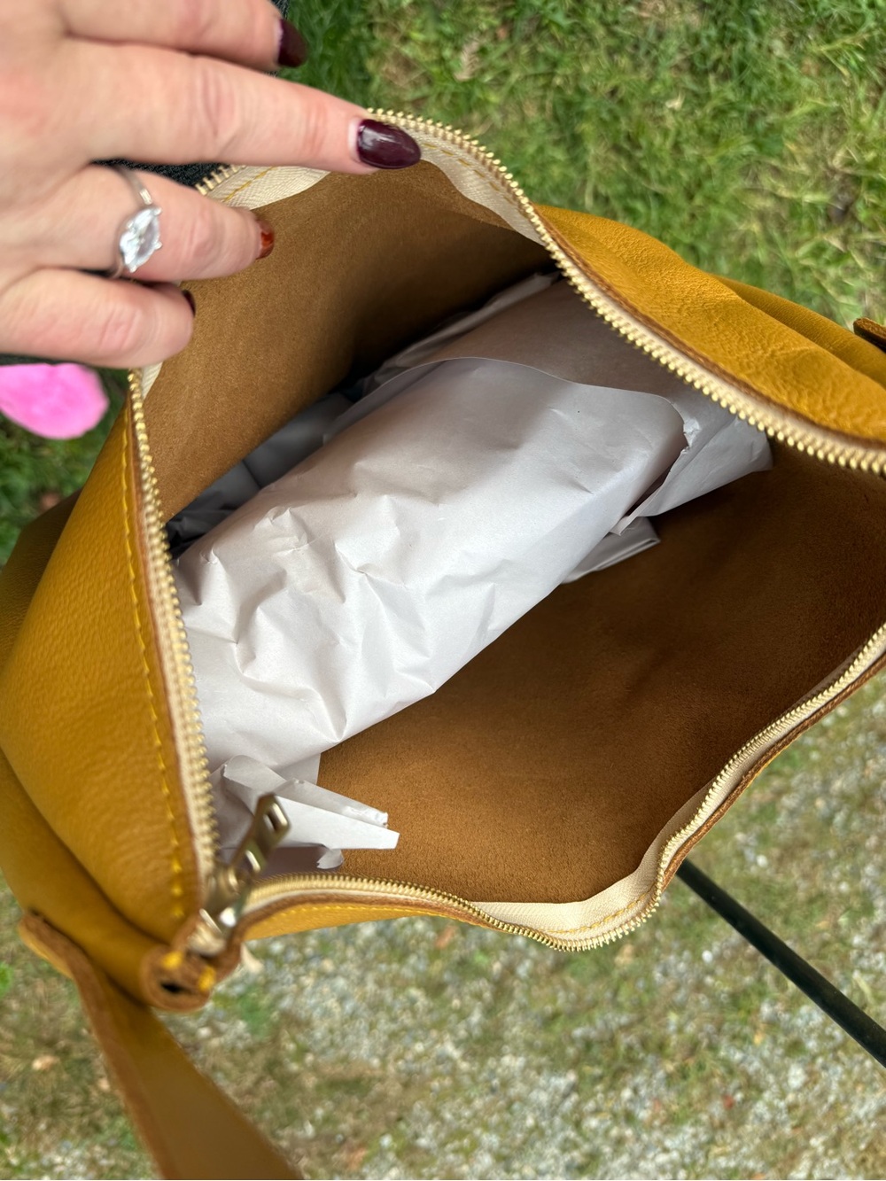 Portland Leather Aspen Shoulder bag - Picture 5 of 10